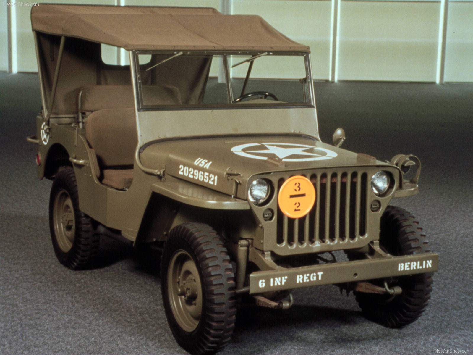 Jeep-Willys_MB_1943.jpg