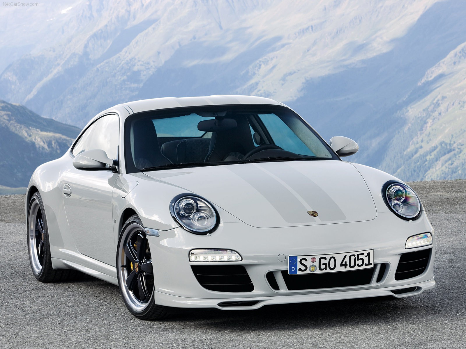 Porsche-911_Sport_Classic_2010.jpg