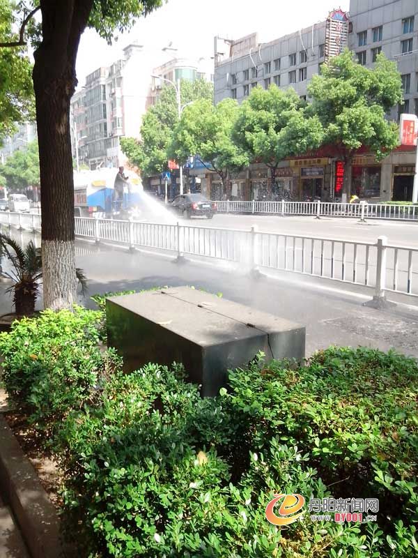 洒水车3.jpg