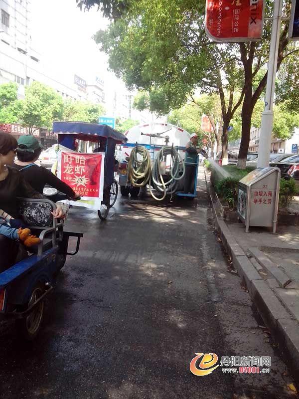 洒水车5.jpg
