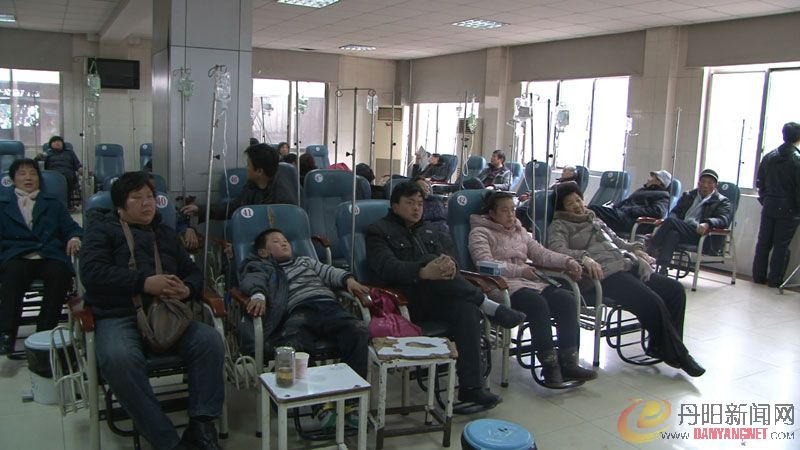 “倒春寒”放倒不少市民(1).jpg