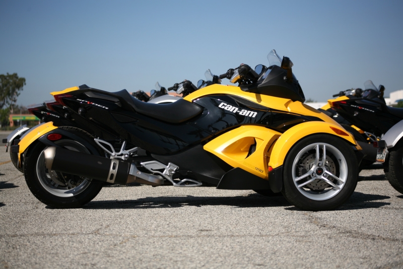 08_Can-Am_Spyder_profile.jpg