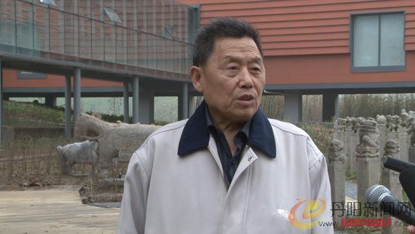 专家2.jpg