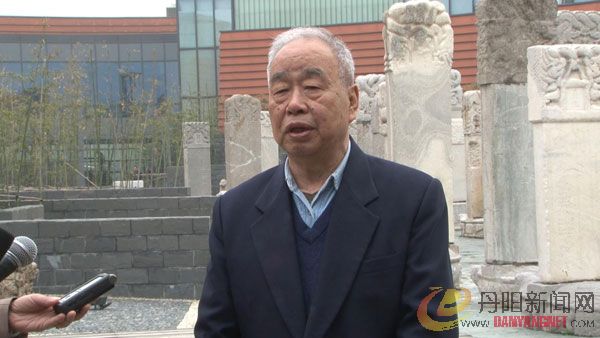 专家3.jpg