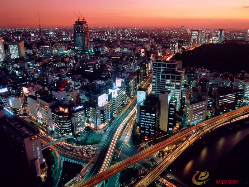 Dusk, Tokyo, Japan.jpg