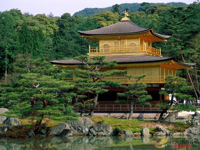 Kinkakuji Temple, Kyoto, Japan.jpg