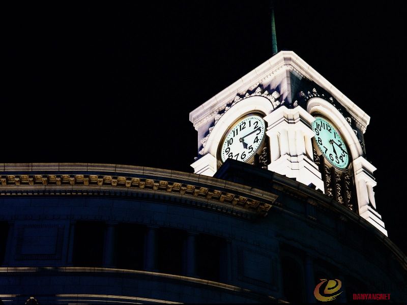 Roof Clock, Wako Department Store, Tokyo, Japan.jpg