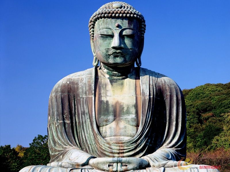 The Great Buddha, Kamakura, Japan.jpg