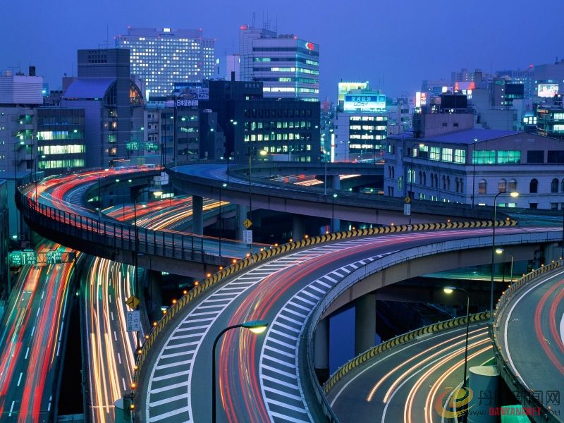 Tokyo at Night, Japan.jpg