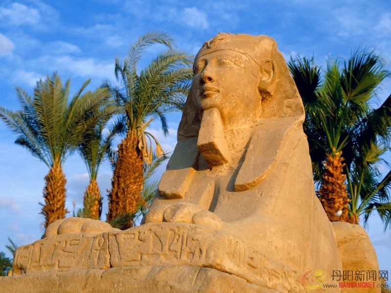 Avenue of Sphinxes, Luxor, Egypt.jpg