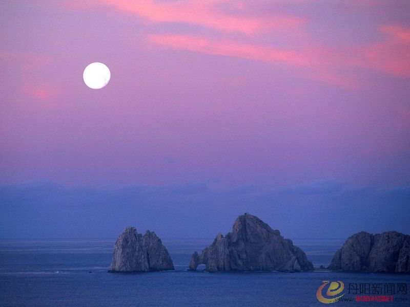 Cabo Moon, Baja California, Mexico.jpg