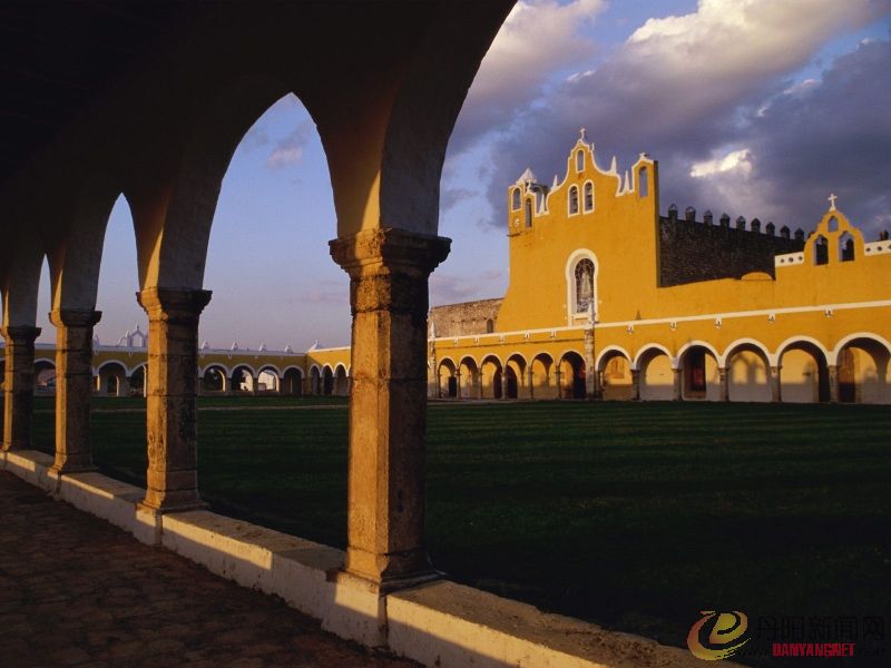 Izamal, Mexico.jpg