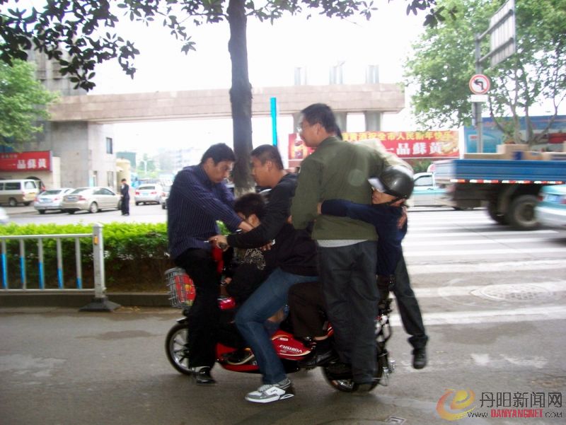 100_8990.jpg