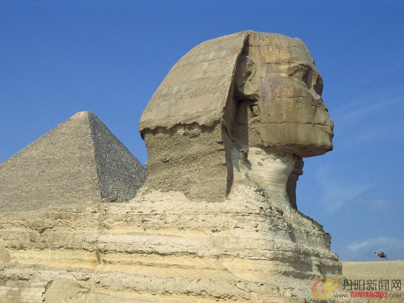 The Sphinx and Great Pyramids, Giza, Cairo, Egypt.jpg