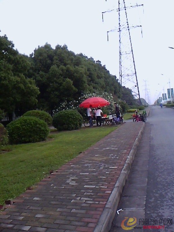 IMG1134A_B.jpg