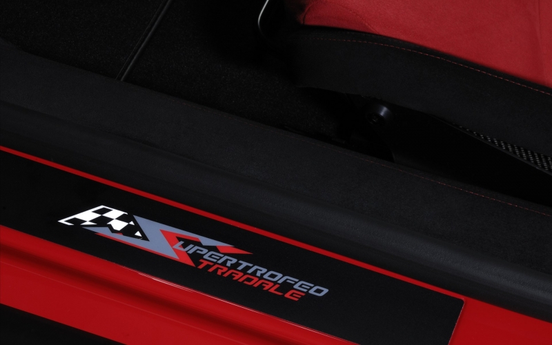 Lamborghini-Gallardo-LP570-4-Super-Trofeo-Stradale-2012-widescreen-08.jpg