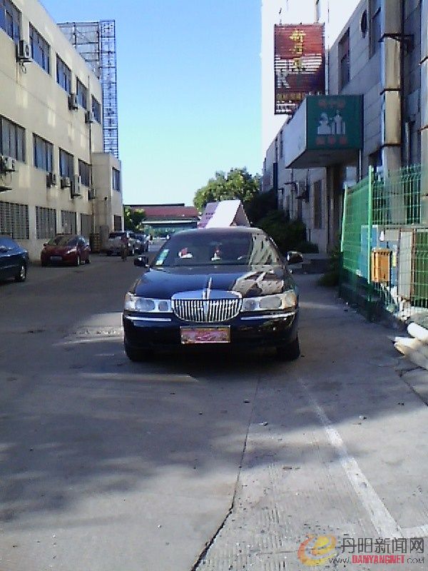 IMG1215A_B.jpg