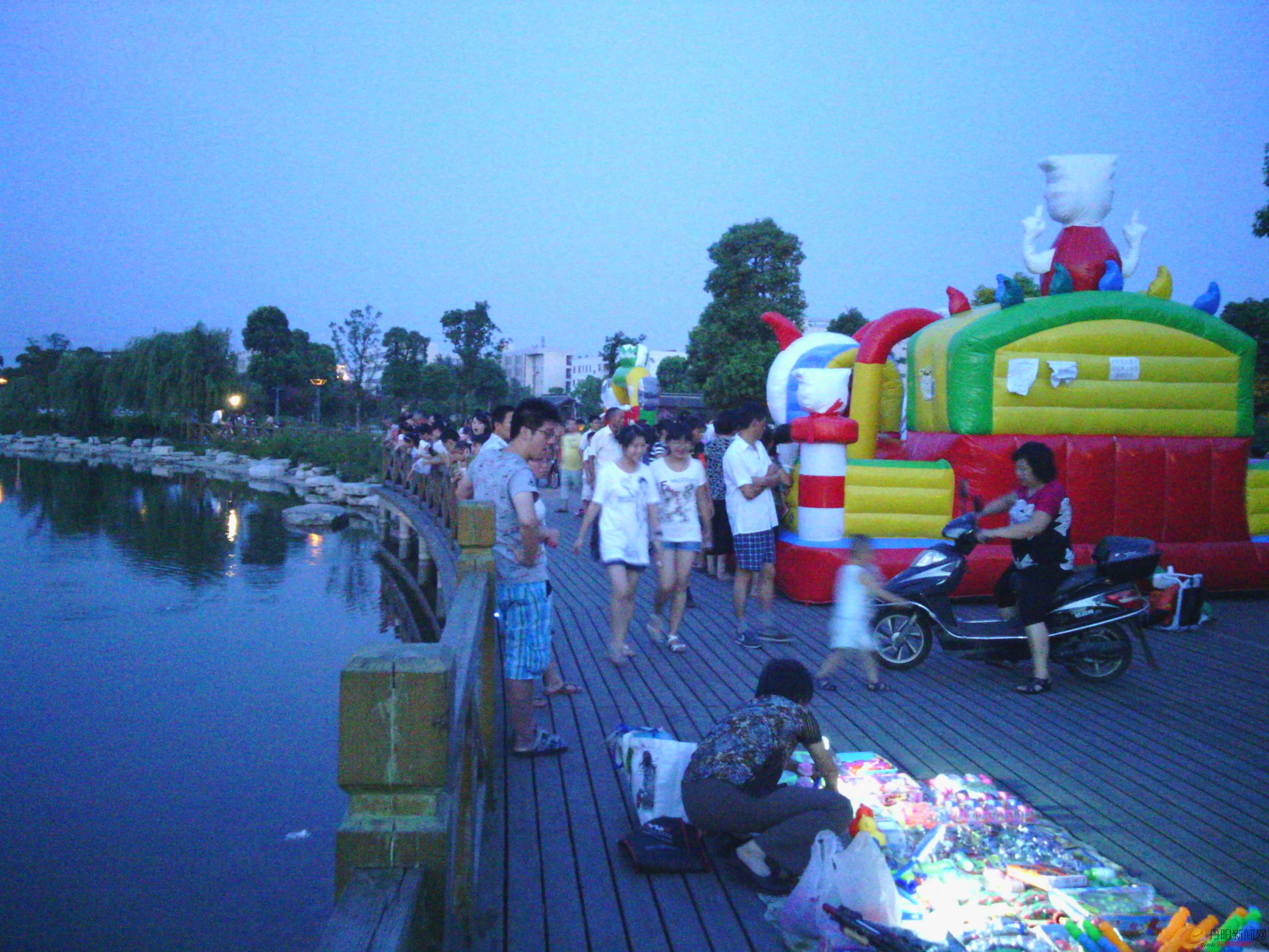 Camera_20120727_191838.jpg