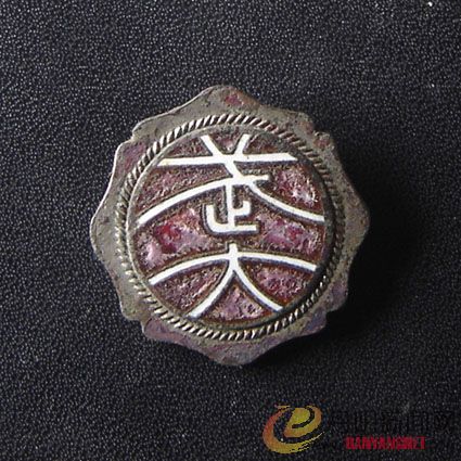 国立武汉大学.jpg