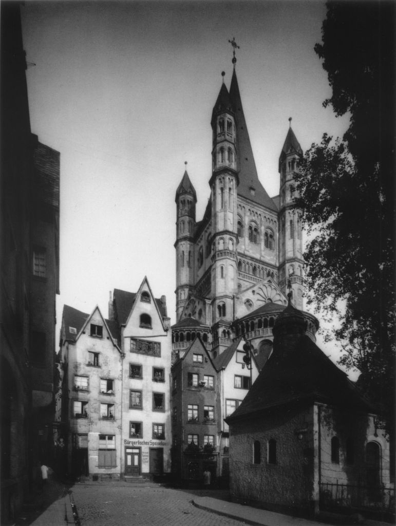 Kln - Cologne - August Sander - 090 - St. Martin Rheinseite 30er Jahre.jpg