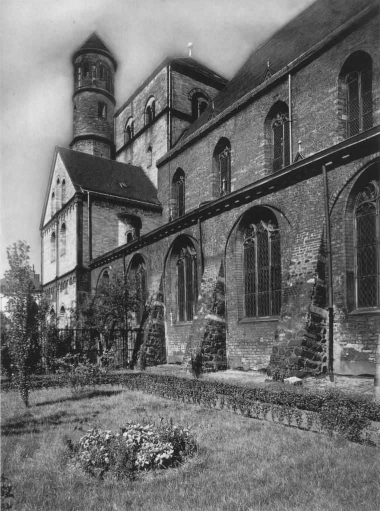 Kln - Cologne - August Sander - 131 - St. Pantaleon 1920-1939.jpg