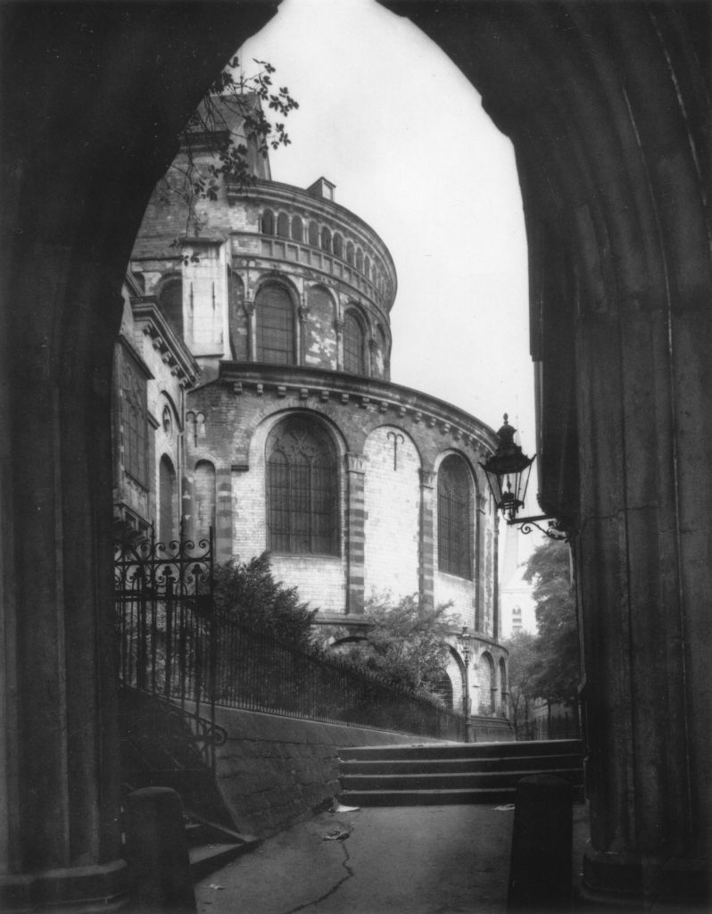 Kln - Cologne - August Sander - 163 - St. Maria im Kapito 1927.jpg