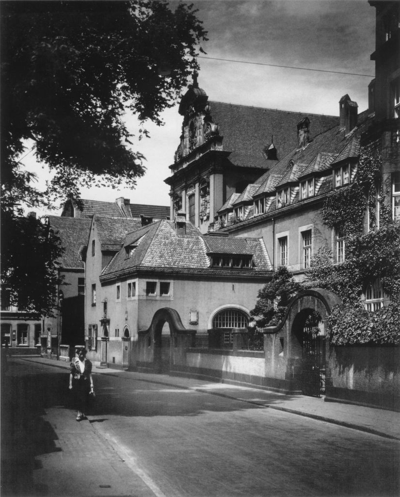 Kln - Cologne - August Sander - 195 - St. Maria in der Schnurgasse 30er Jahre.jpg