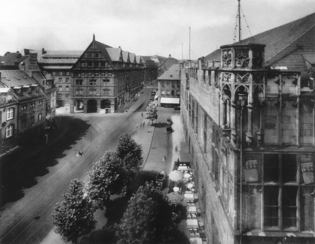 Kln - Cologne - August Sander - 236 - Gürzenich und Stadthaus 30er Jahre.jpg