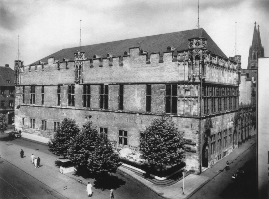 Kln - Cologne - August Sander - 260 - Gürzenich 30er Jahre.jpg