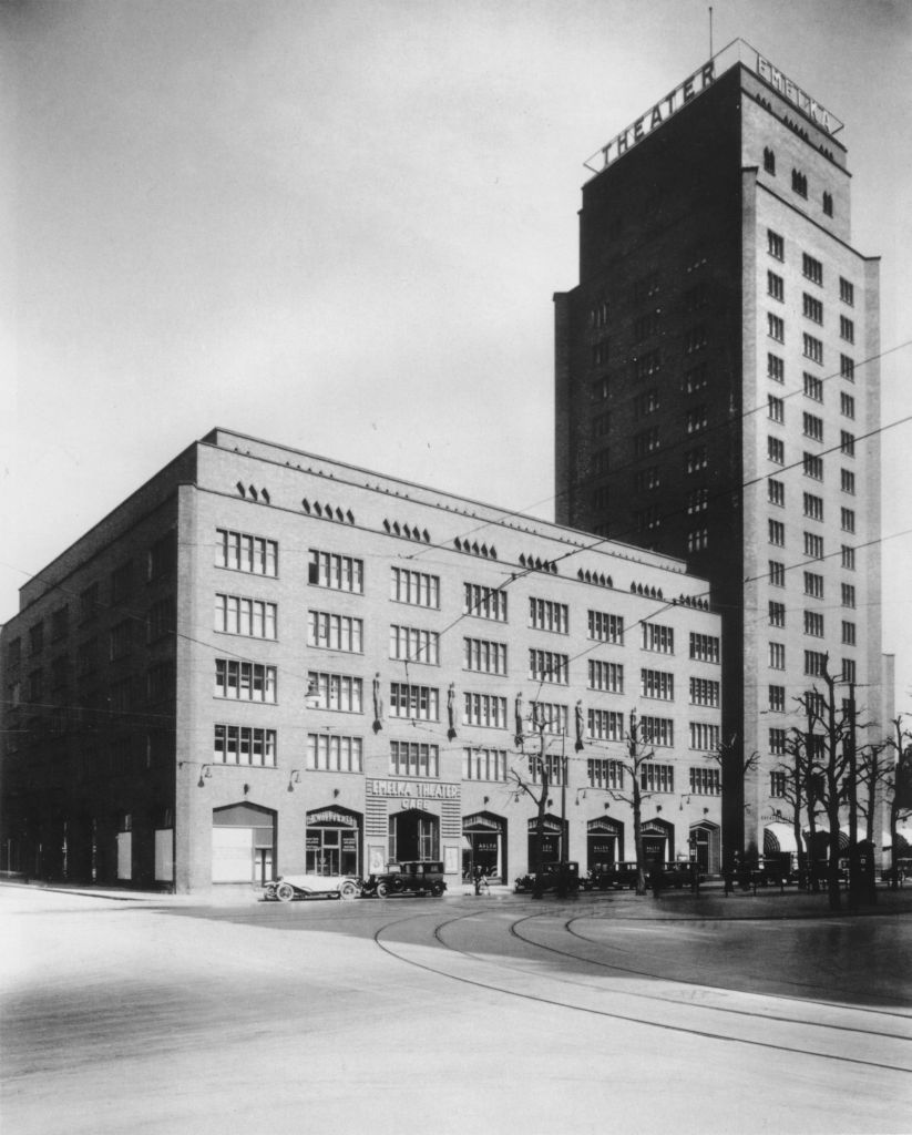 Kln - Cologne - August Sander - 269 - Hochhaus ca.1925-1930.jpg