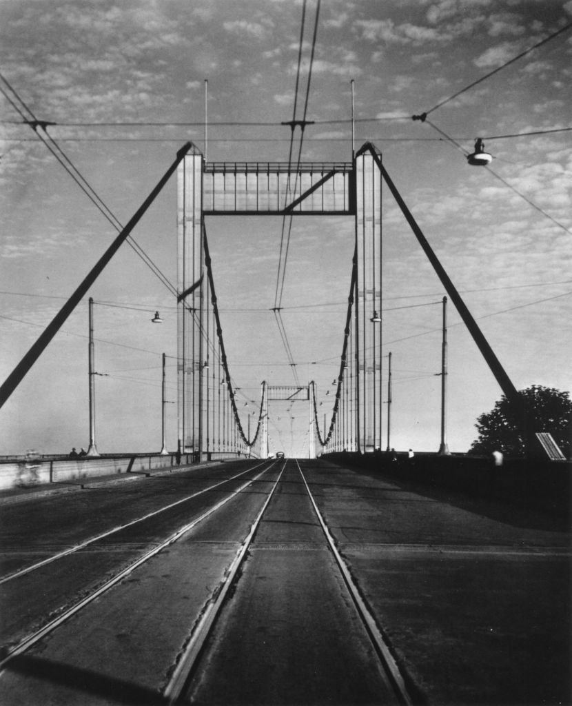 Kln - Cologne - August Sander - 324 - Mülheimer Brücke 1938.jpg