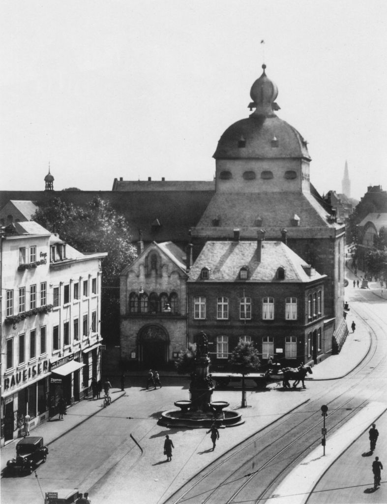 Kln - Cologne - August Sander - 407 - St. Georgskirche 1938.jpg