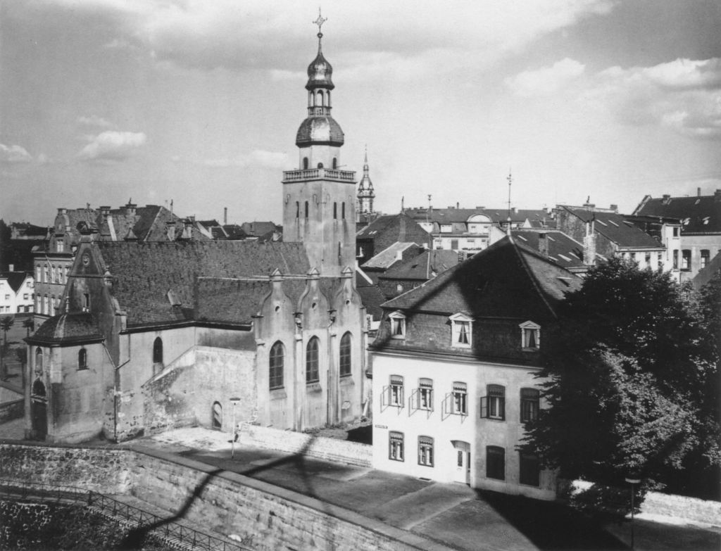 Kln - Cologne - August Sander - 496 - Mülheim 1920-1939.jpg