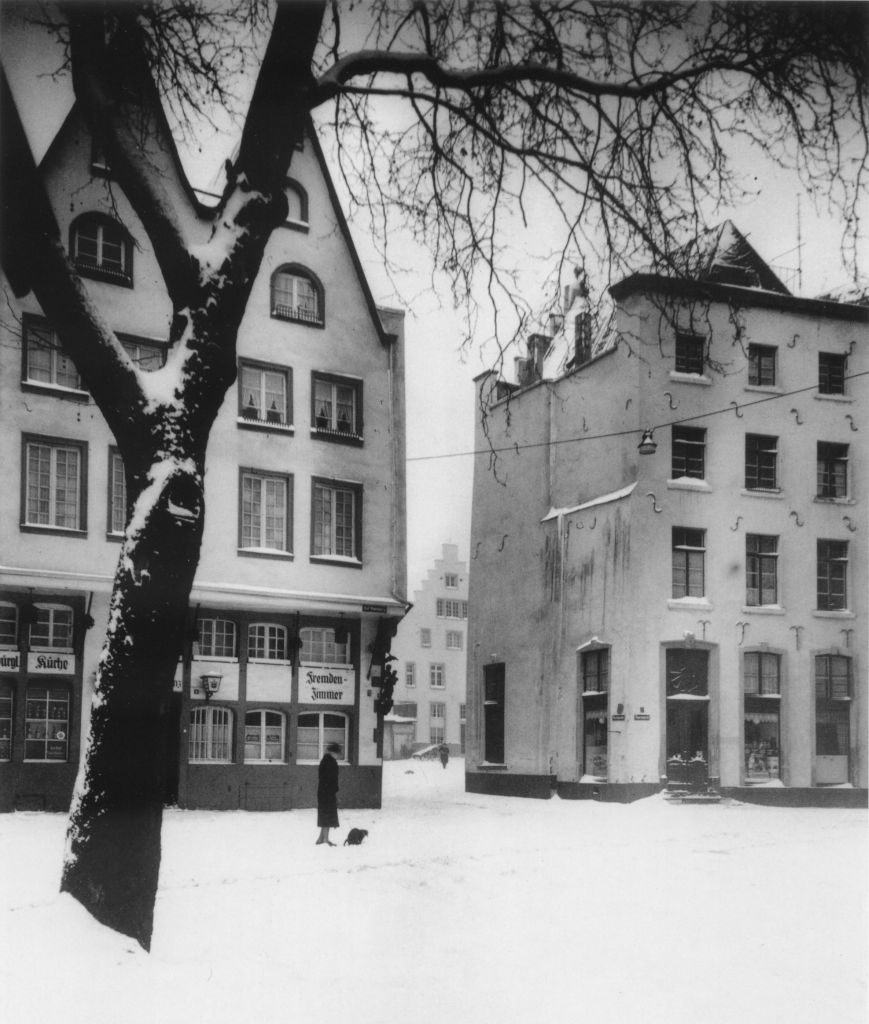 Kln - Cologne - August Sander - 503 - Auf Rheinberg ca. 1938.jpg