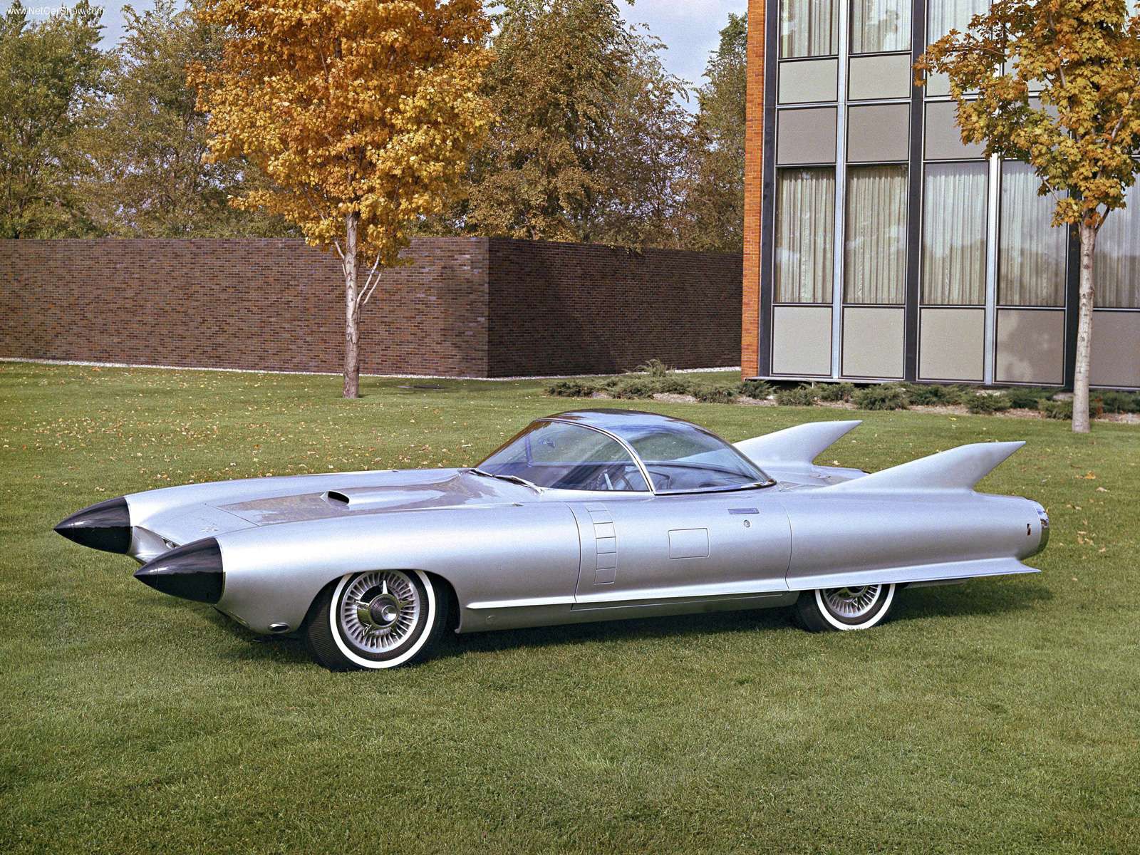 Cadillac-Cyclone_Concept_1959.jpg