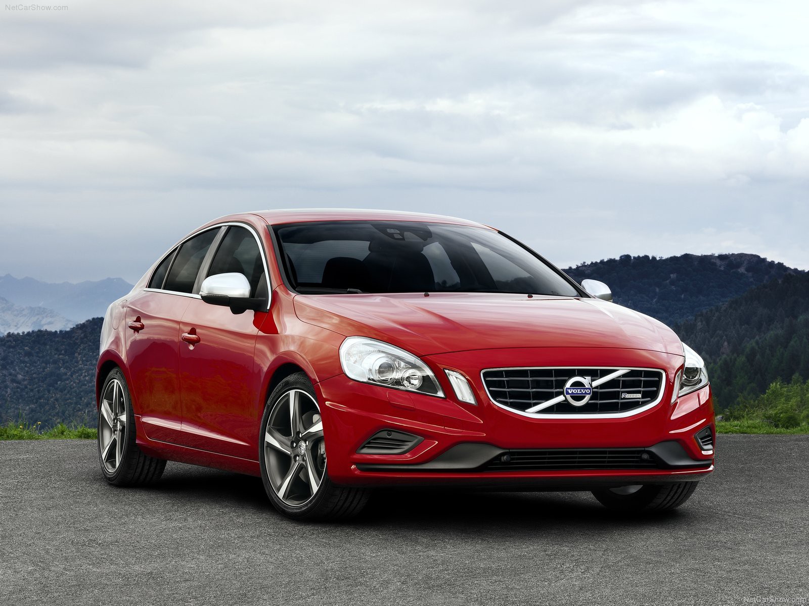 Volvo-S60_R-Design_2011.jpg