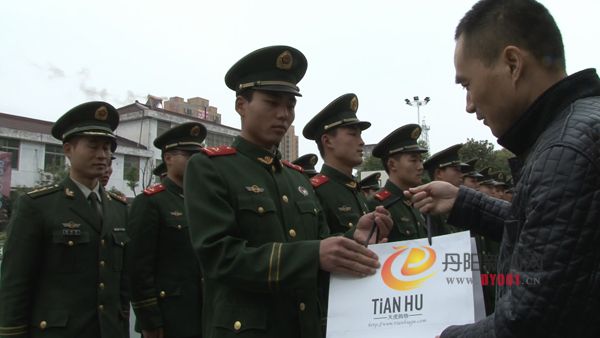 暴风截屏20121127102202.jpg