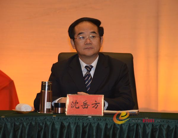沈岳方.jpg