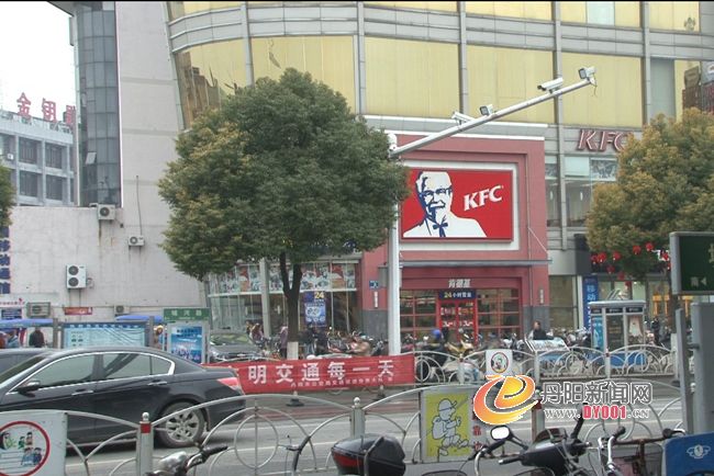 QQ截图20121226192647.jpg