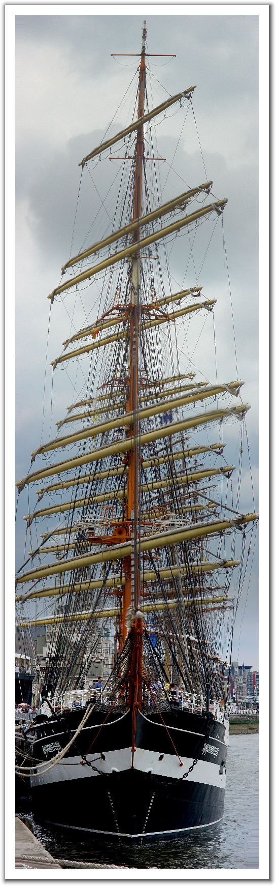 010907_Tall_Ship.jpg