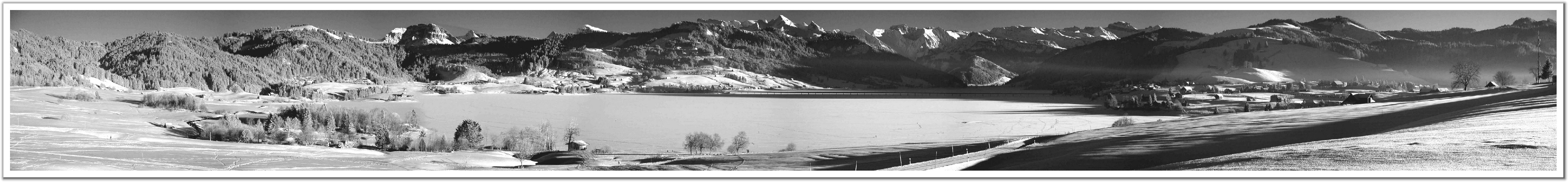 272521-Frozen_Lake_Sihl_Near_Einsiedeln_Sz_(switzerland).jpg