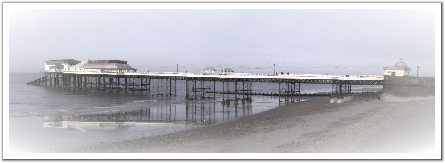 308064-Cromer%20Pier.jpg