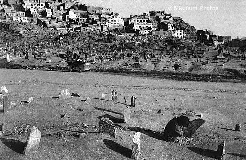 Afghanistan, Kabul. Cimitero sciita nell\\'area di Hazara.jpg