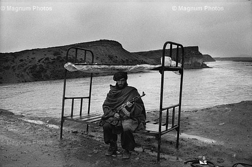 Afghanistan, sulla strada per Kabul. Mujahiddin.jpg