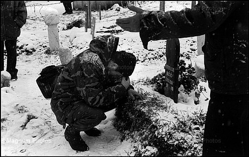 Bosnia, Sarajevo. Cimitero musulmano, sotto la neve -2.jpg