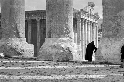 Libano, Baalbeck. Sul sito delle rovine romane.jpg