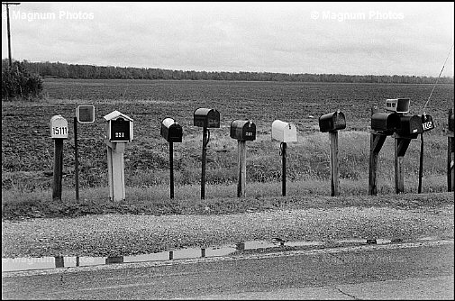 Stati Uniti, Mississippi. Caselle postali lungo una strada provinciale.jpg