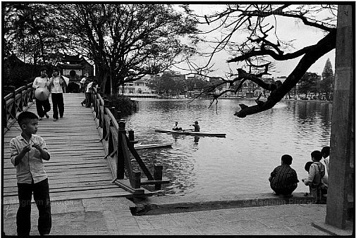 Vietnam, Hanoi. Dopo la fine della guerra.jpg