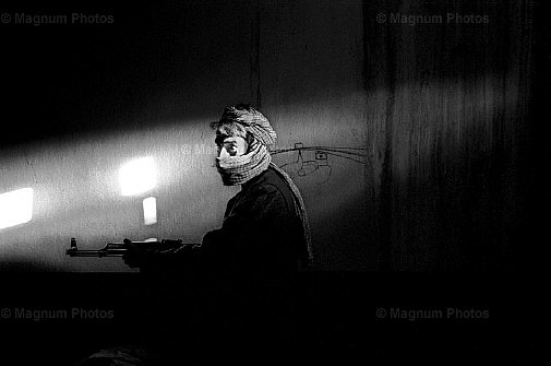 Afghanistan, Kabul. Soldato dell\\'Alleanza del Nord.jpg