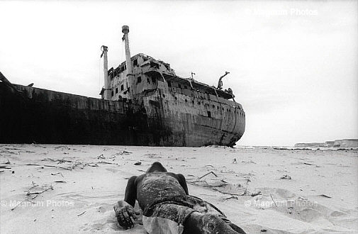 Angola, Luanda. La spiaggia di Santiago.jpg
